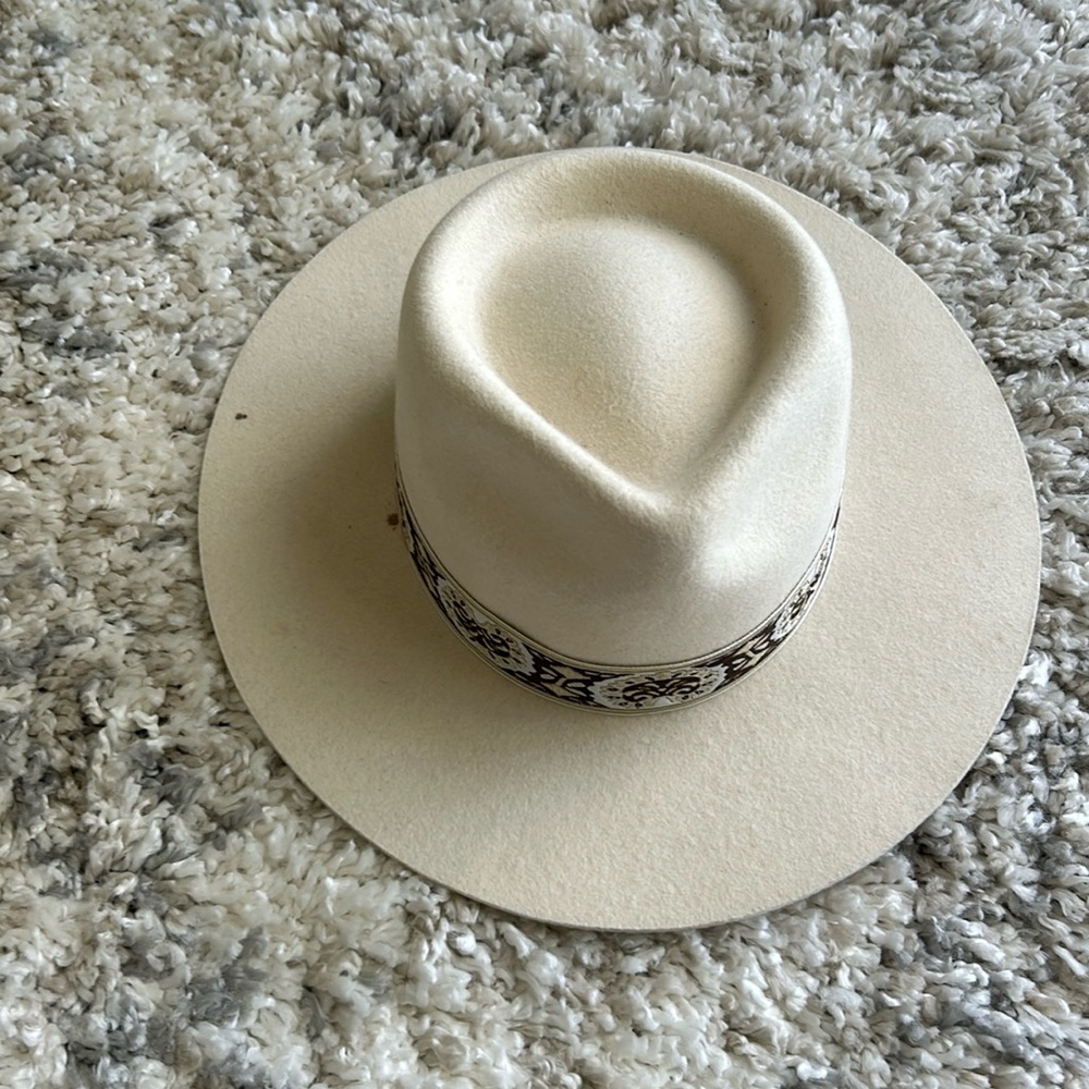 Lack of color hat